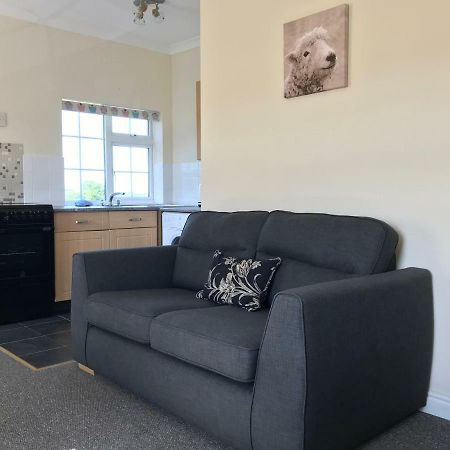 Moorhouse Farm Flat Appartement Telford Buitenkant foto